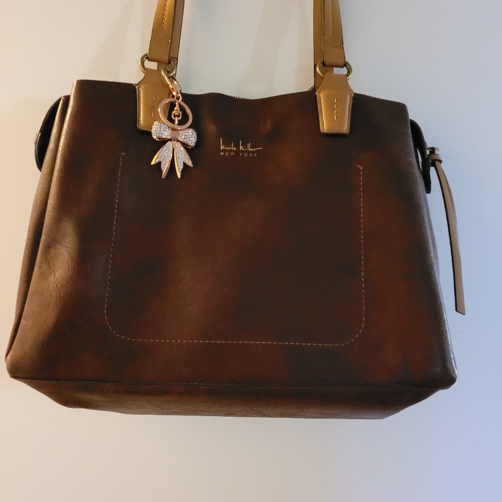 Nicole Miller leather purse New